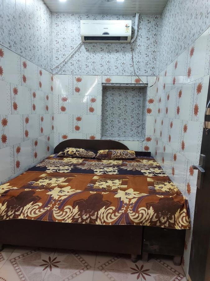 Mj Chawla Homestay Double Bed Attached Bathroom Room アムリトサル エクステリア 写真