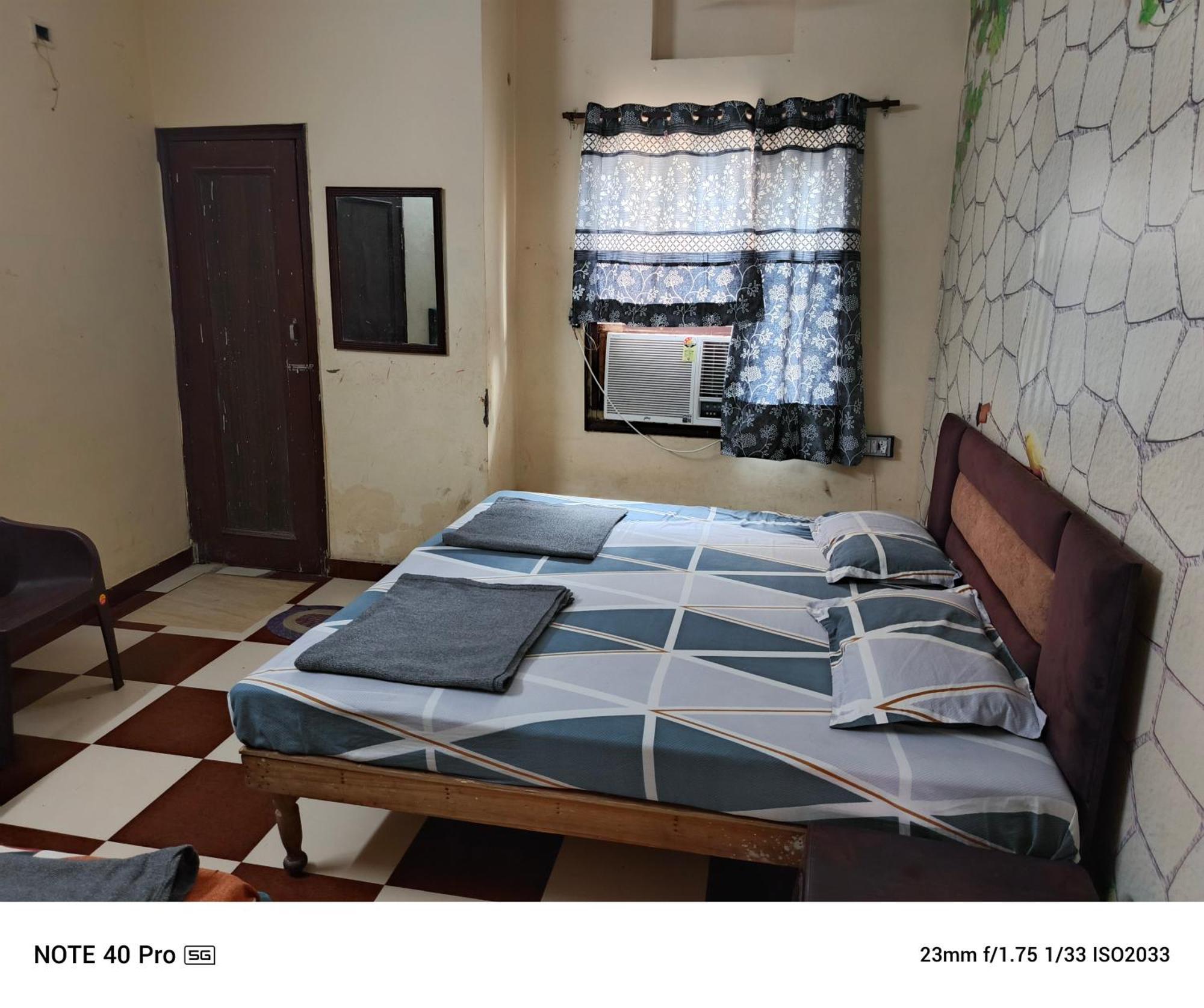 Mj Chawla Homestay Double Bed Attached Bathroom Room アムリトサル エクステリア 写真